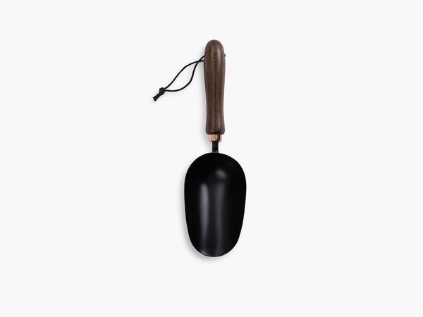 Barebones Garden Scoop
