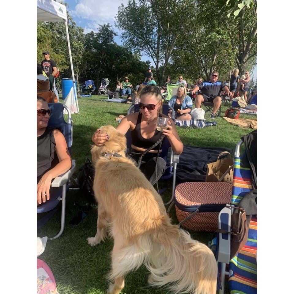 Haley and Penny, together in the shade after first meeting.