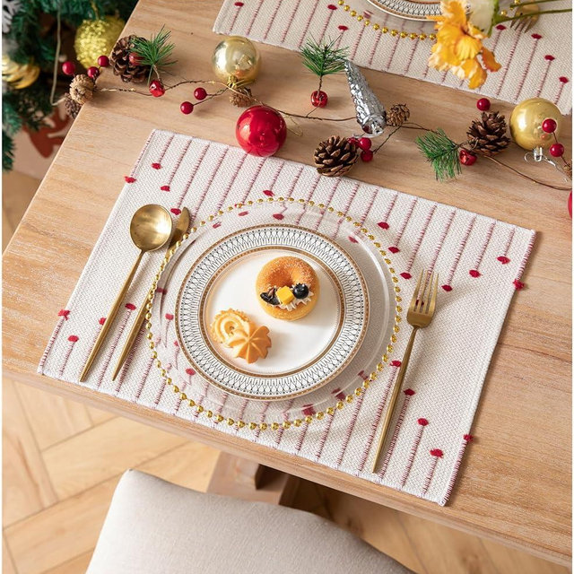 Christmas Valentines Placemats Set of 4 for Dining Valentine's Day Decorations, Woven Cloth Red Place Mats for Farmhouse Kitchen Tabletop, Handcrafted Machine Washable Cotton Table mats 13 x 19 Inch