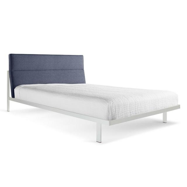 Station Modern Queen Bed