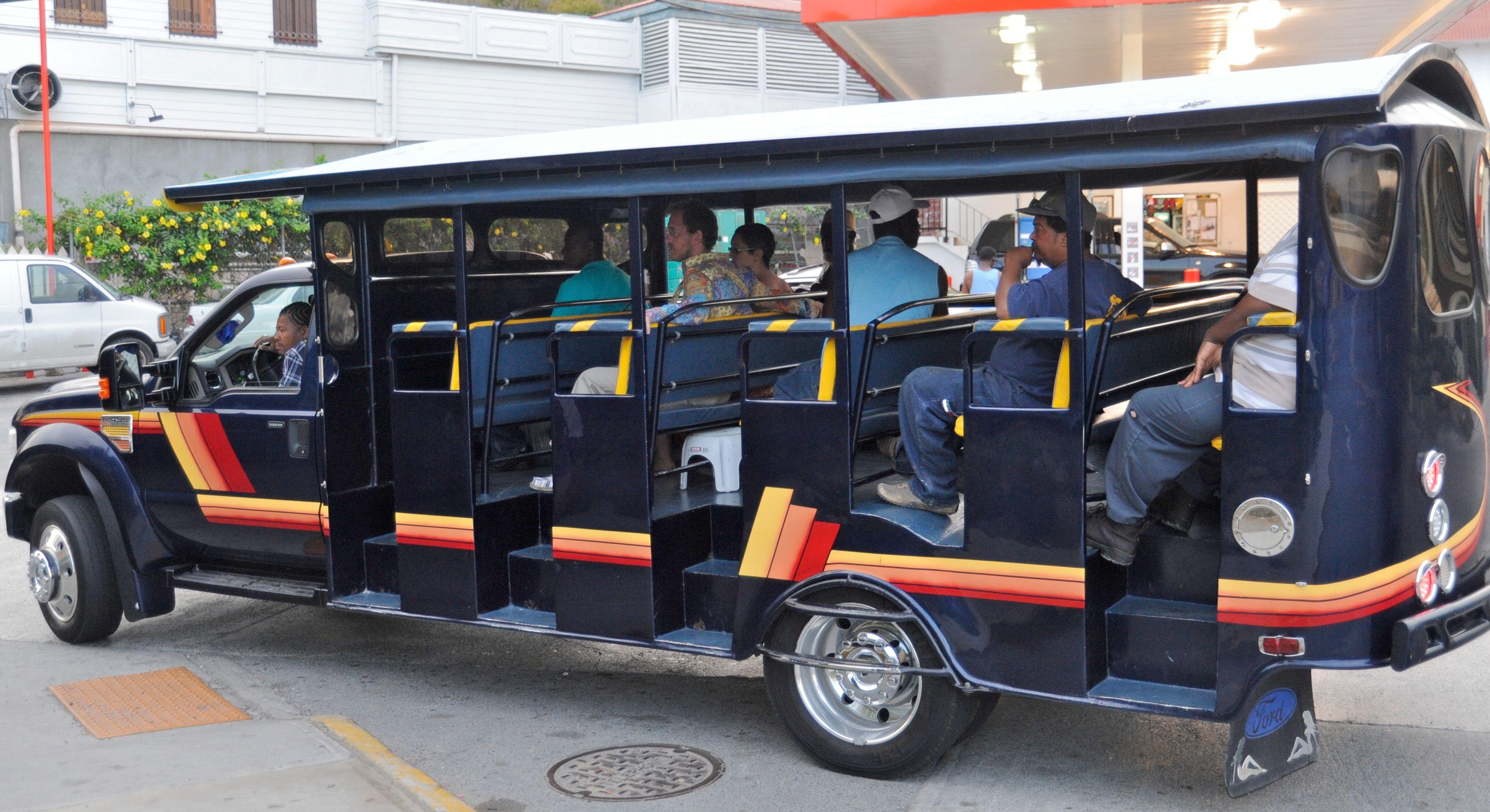 The Wedding Website of Christine Robbins and Zach Davis