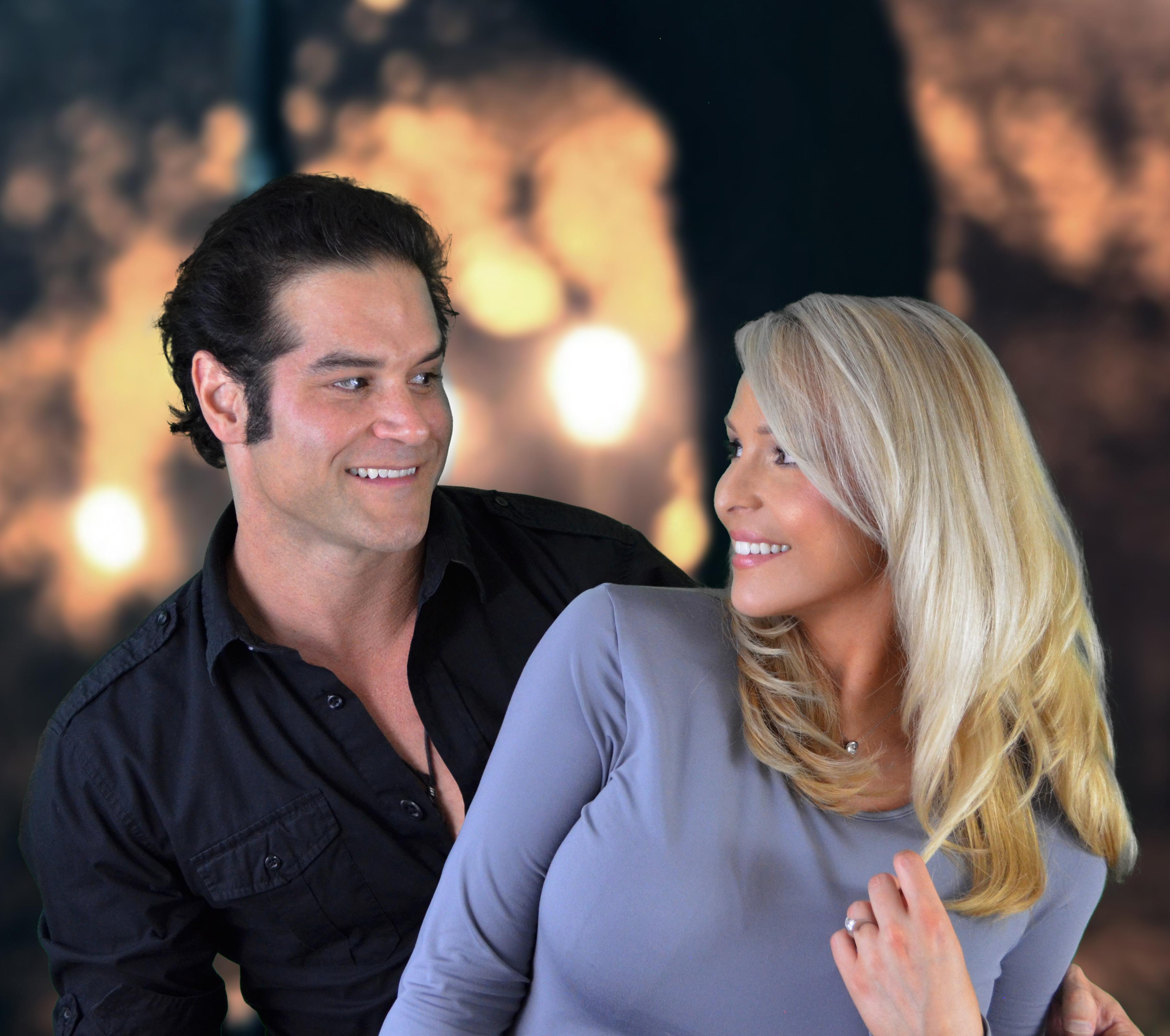 The Wedding Website of Jenna Roman and James Tragesser