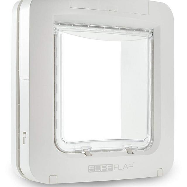SureFlap-Sure Petcare Microchip Pet Door (White)