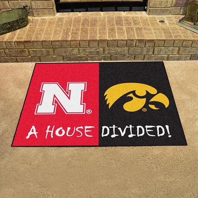 StarSun Depot House Divided Mat House Divided - Nebraska/Iowa 33.75"x42.5"