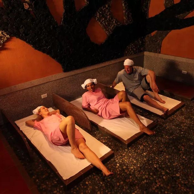 Kings Spa Chicago Passes