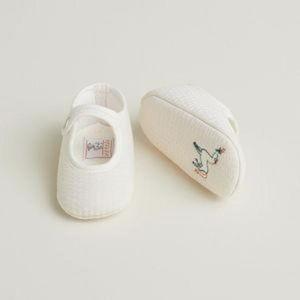 Hermes Cabriole Pif Shoes, Creme