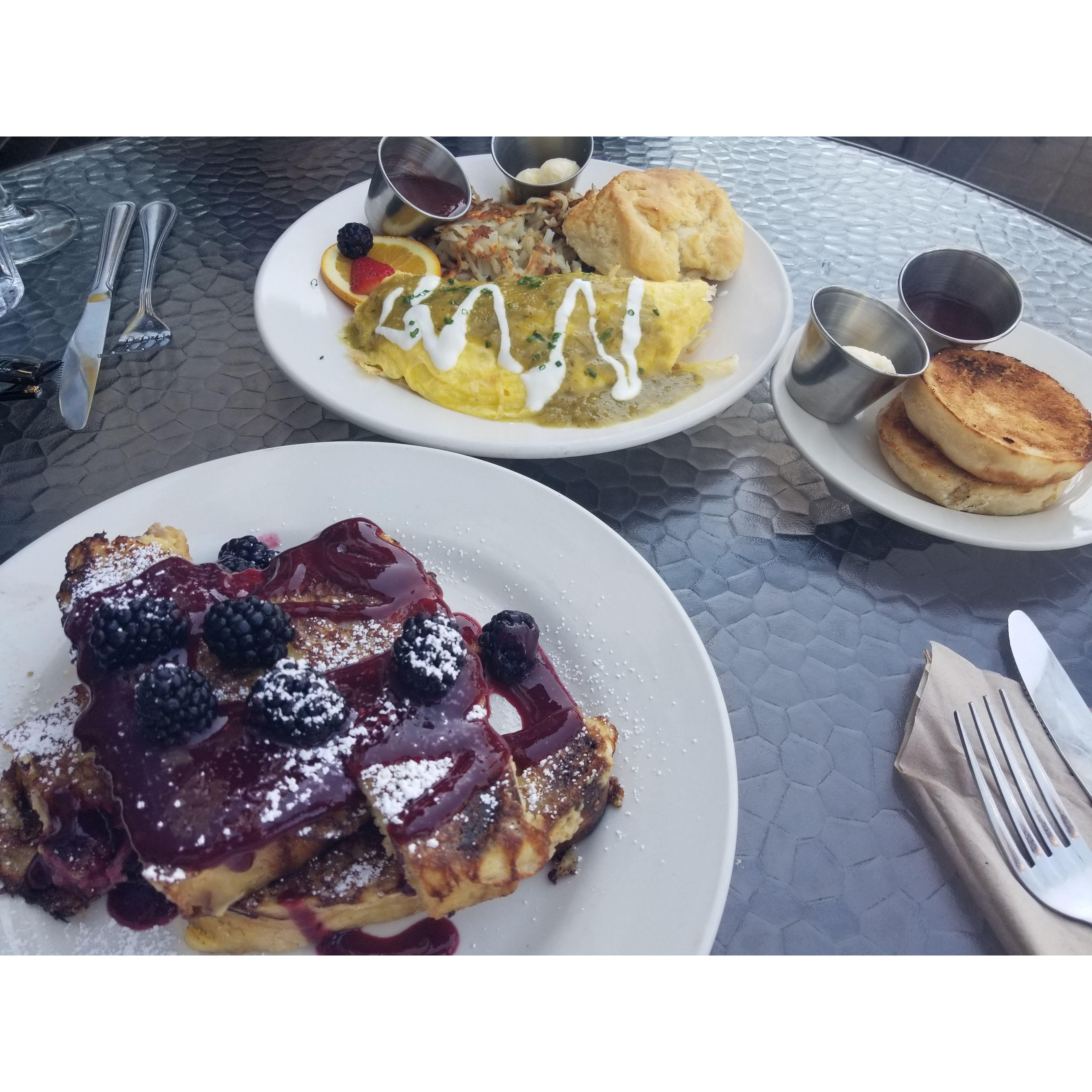 2/18/2018 - Our first date at Wilma & Frieda's!