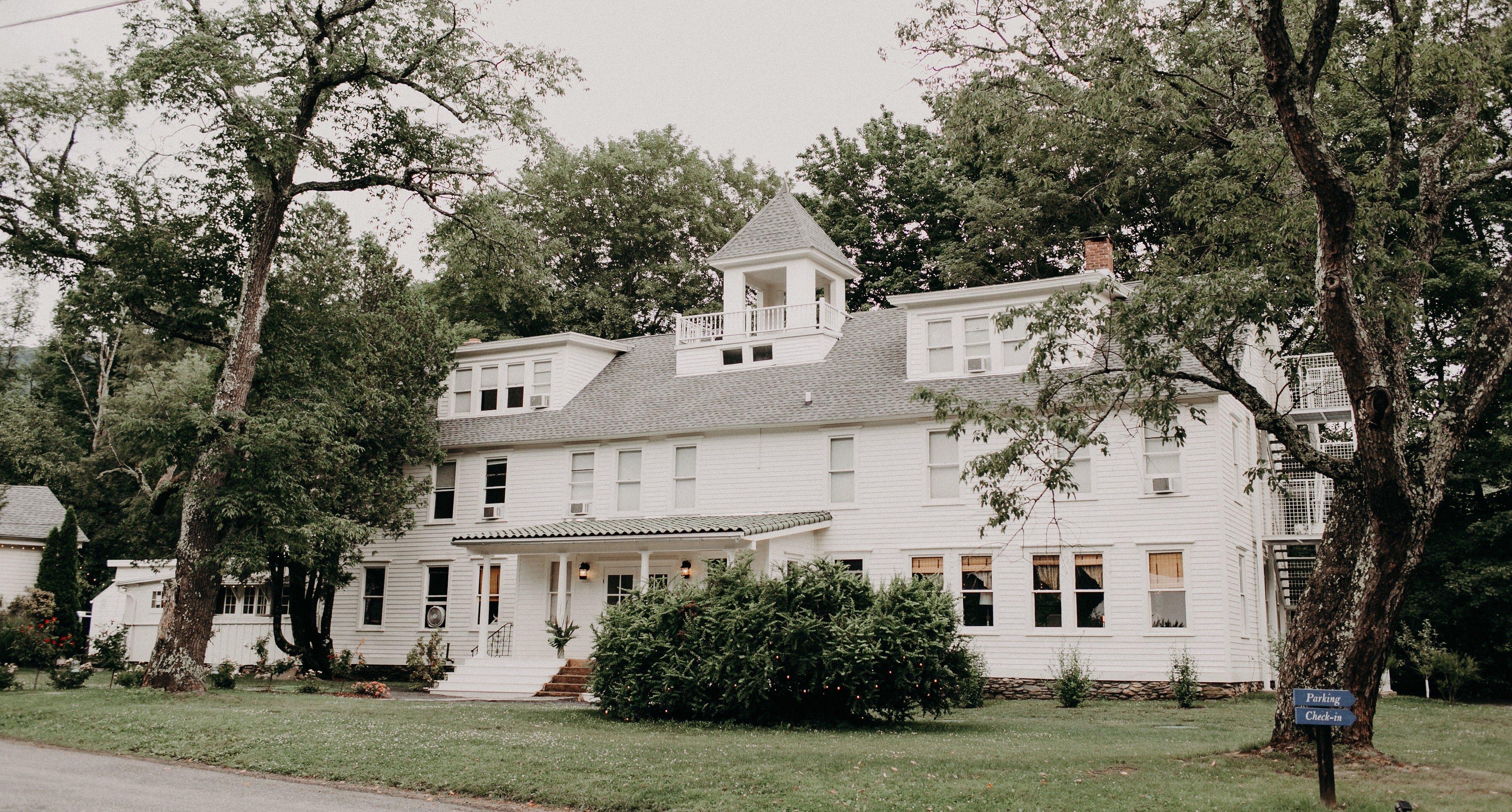 The Wedding Website of Katie Paiva and Jorge Portal