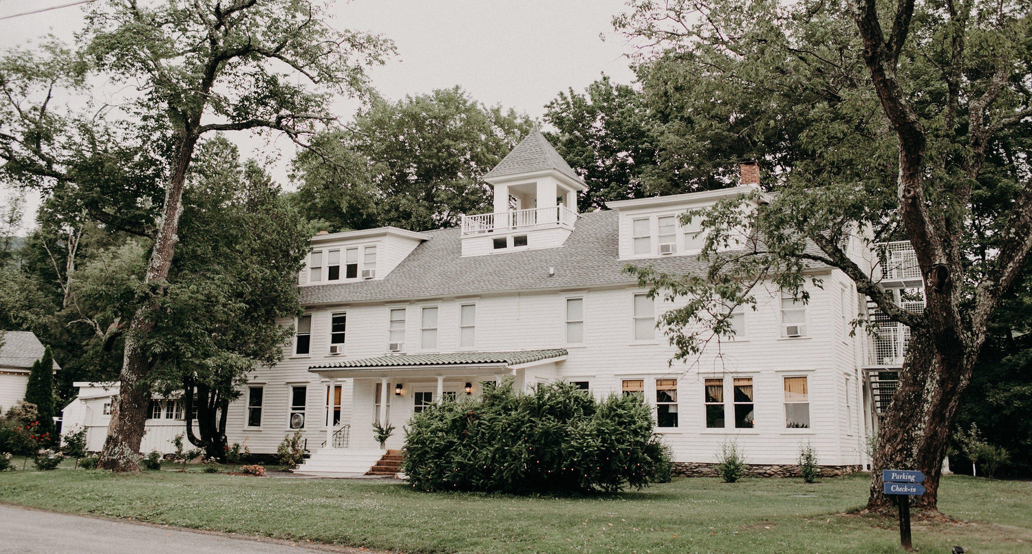 The Wedding Website of Katie Paiva and Jorge Portal