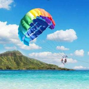 Parasailing in Honolulu