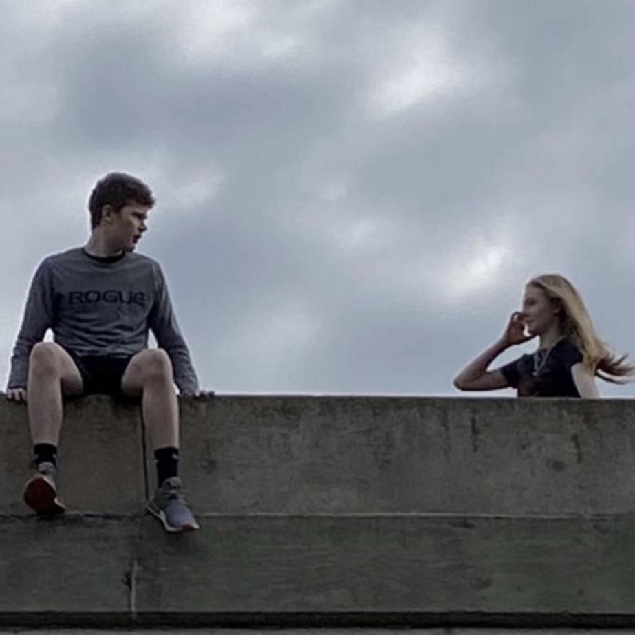 2020 hanging out on a bridge. Ahah