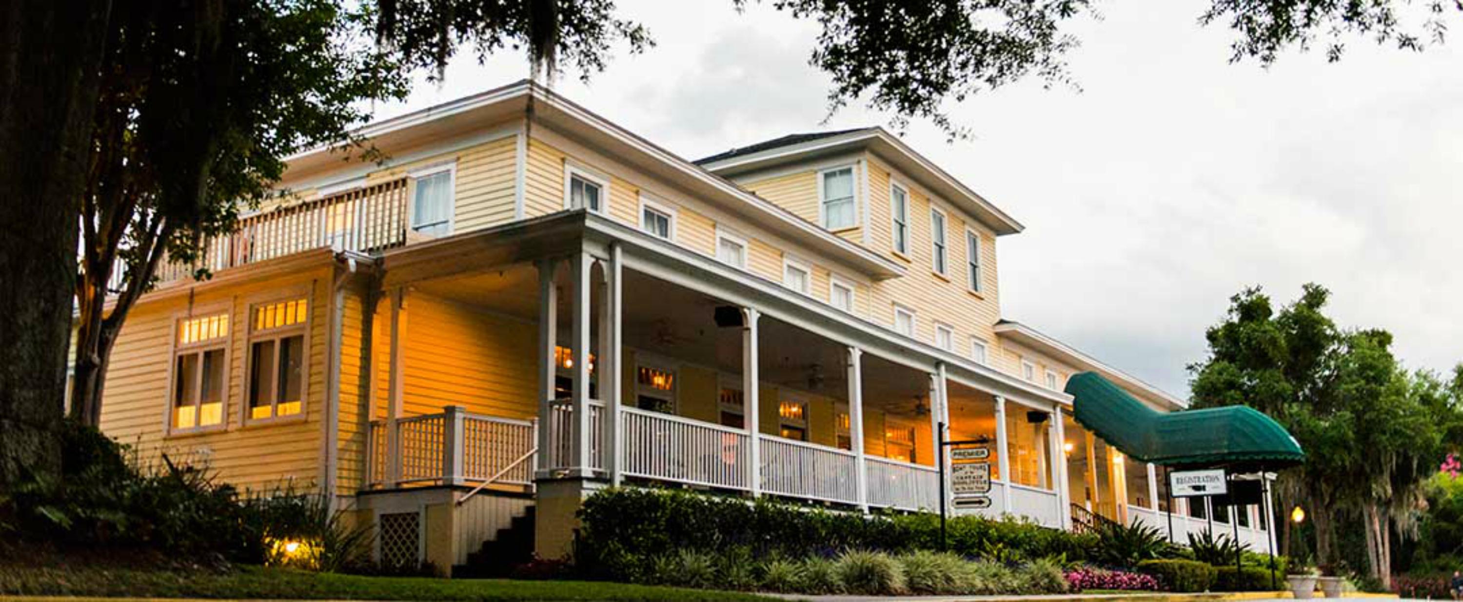 The Wedding Website of Paige Connelly and Tim McGarey
