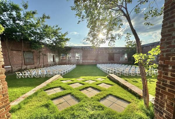 The Wedding Website of Mason Morgan and Josie Perdue