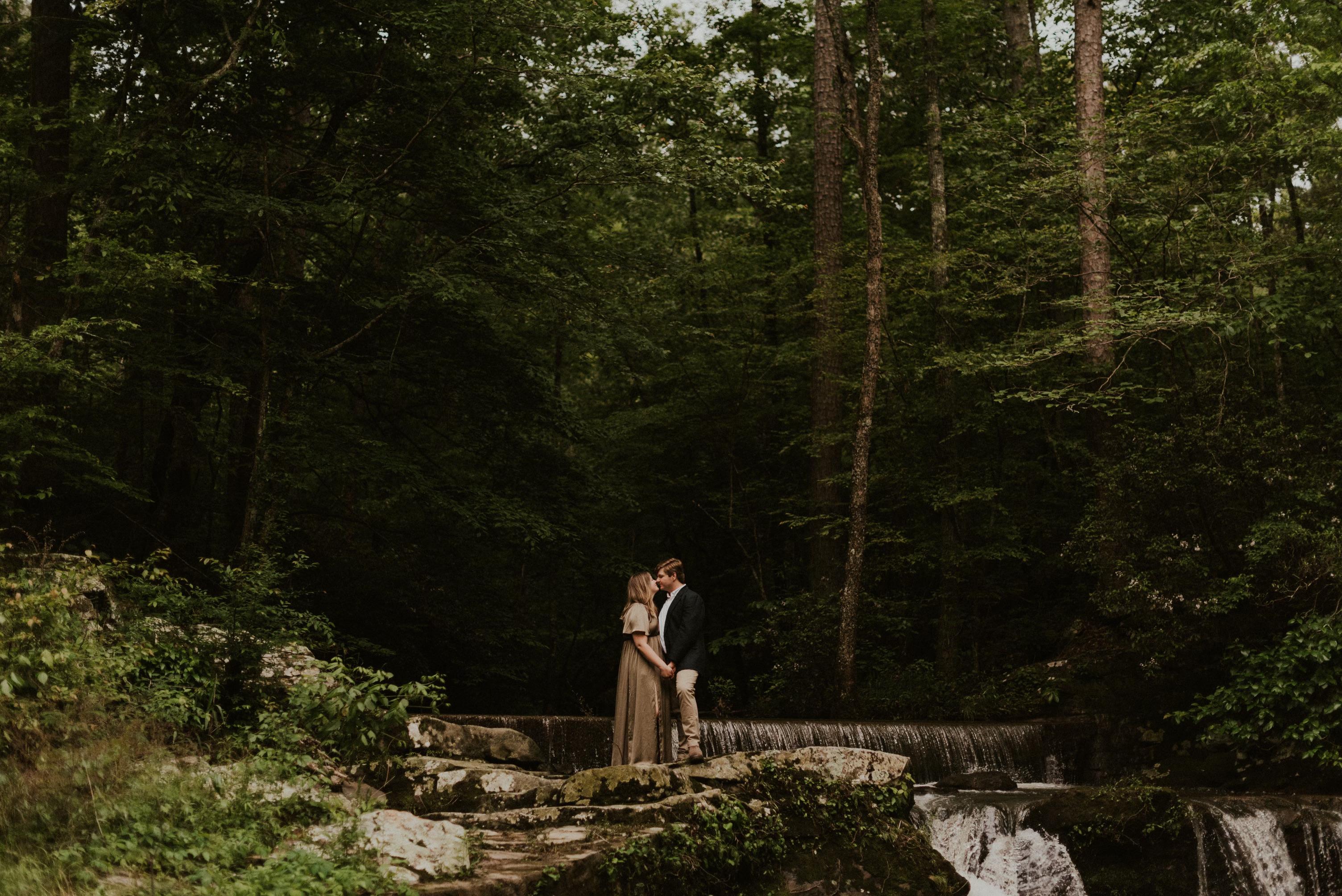 The Wedding Website of Hannah Weems and Logan Buckelew
