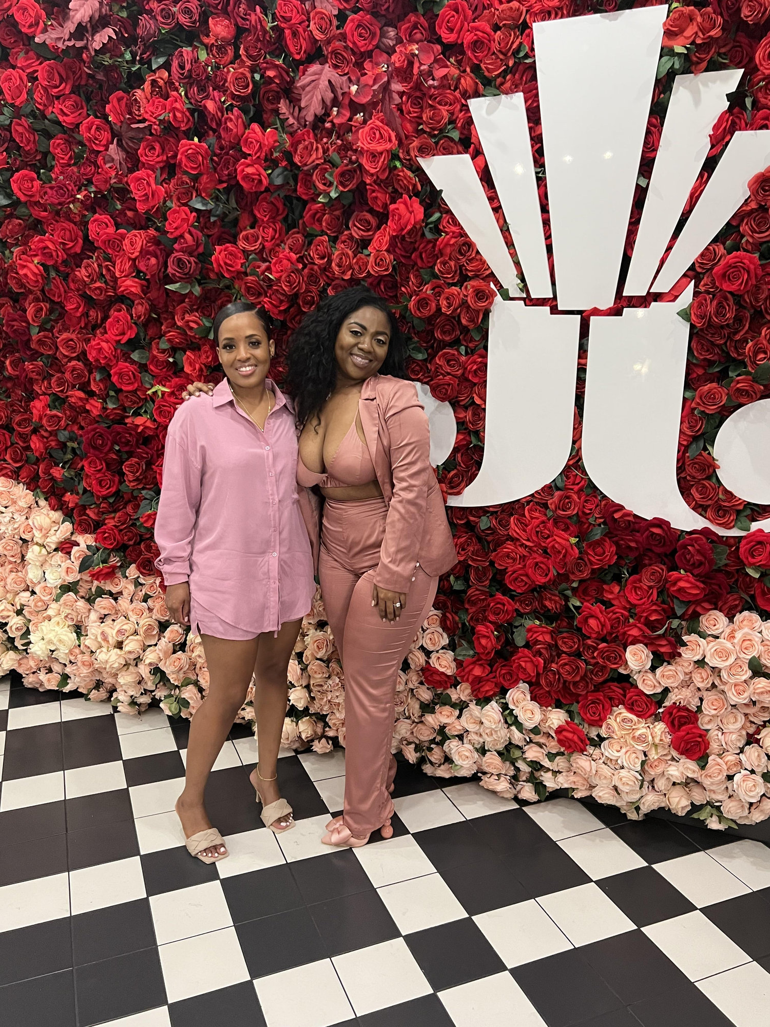 The Wedding Website of Jasmine Mitchell and Jocelyn Pennyman