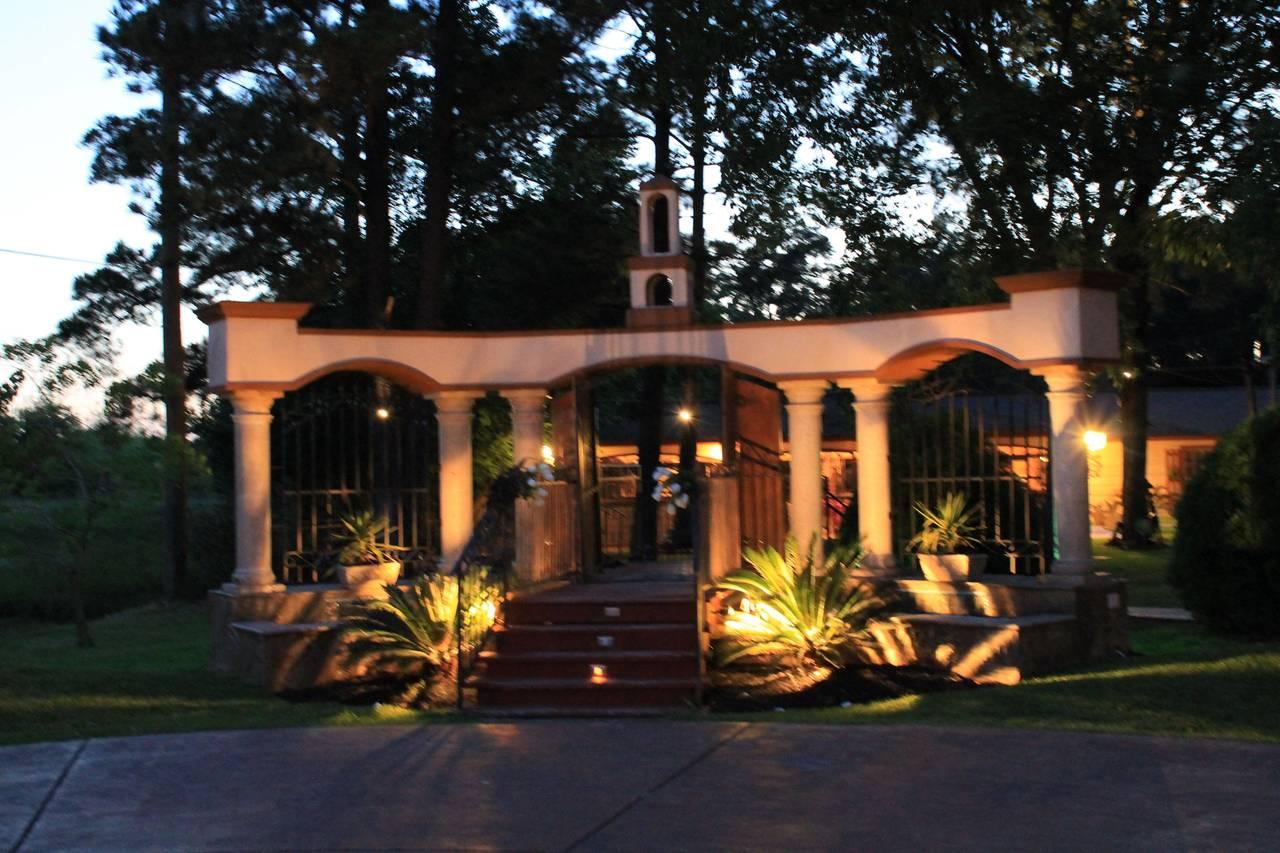 The Wedding Website of Eric Salazar and Ana Flores