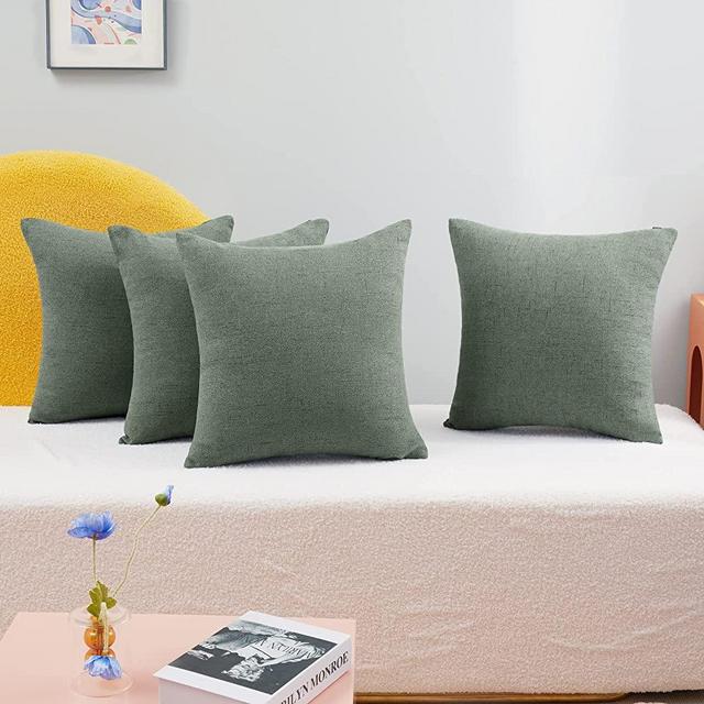 Deconovo Pillow Covers 18x18, Green Faux Linen Summer Pillowcase, Decorative Throw Cushion Cover for Sofa Bed Outdoor Pillow(18 x 18 Inch, Forest Green, Set of 4, No Pillow Insert)