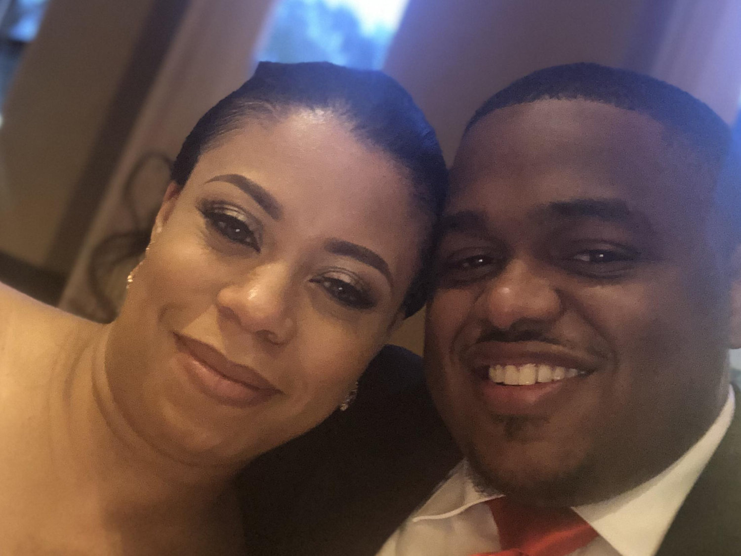 The Wedding Website of Ellis Dumas and Jervai Dumas