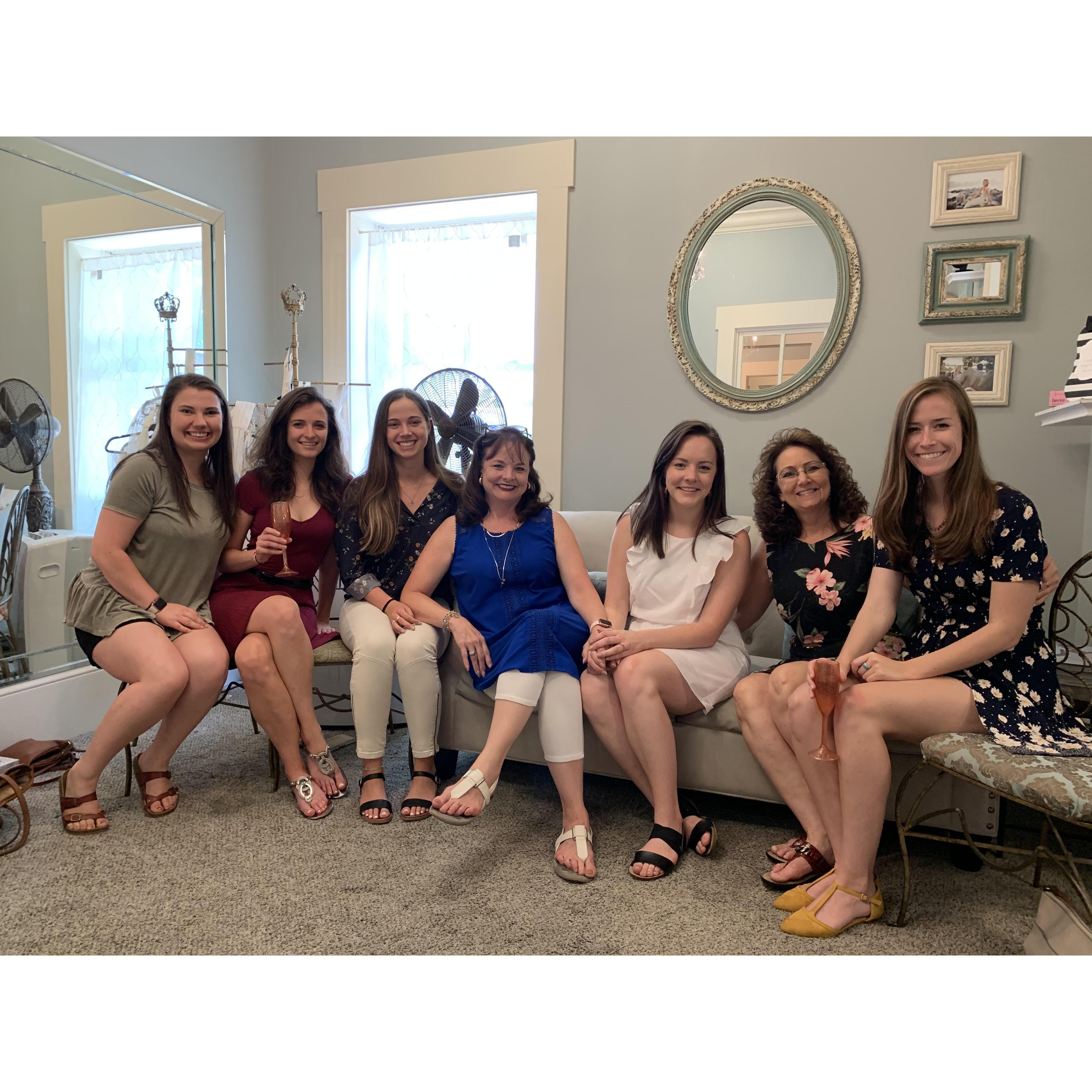 Autumn, Ana, Rebekah, Molly, Katherine, Phyllis, and Beth Wedding Dress Shopping!
May 2019