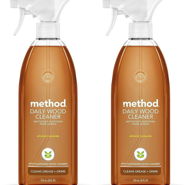 Method Daily Wood Cleaner, Plant-Based Formula that Cleans Shelves, Tables, and Other Wooden Surfaces While Removing Dust & Grime, Almond Scent, 828 ml Spray Bottles, Packaging May Vary (Pack of 2)