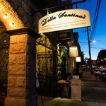 Della Santina's