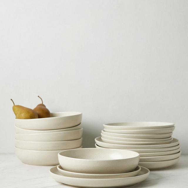 Pacifica Dinnerware (18-Piece Set)