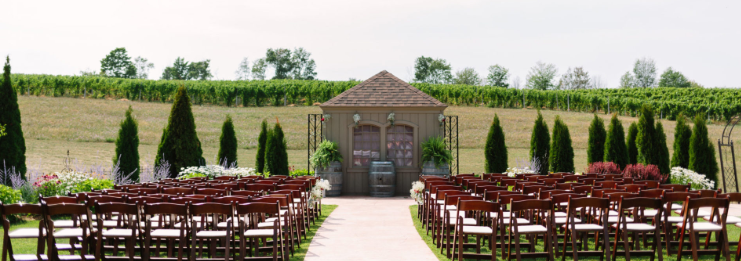 The Wedding Website of Mariella Mercer and Chris Villa