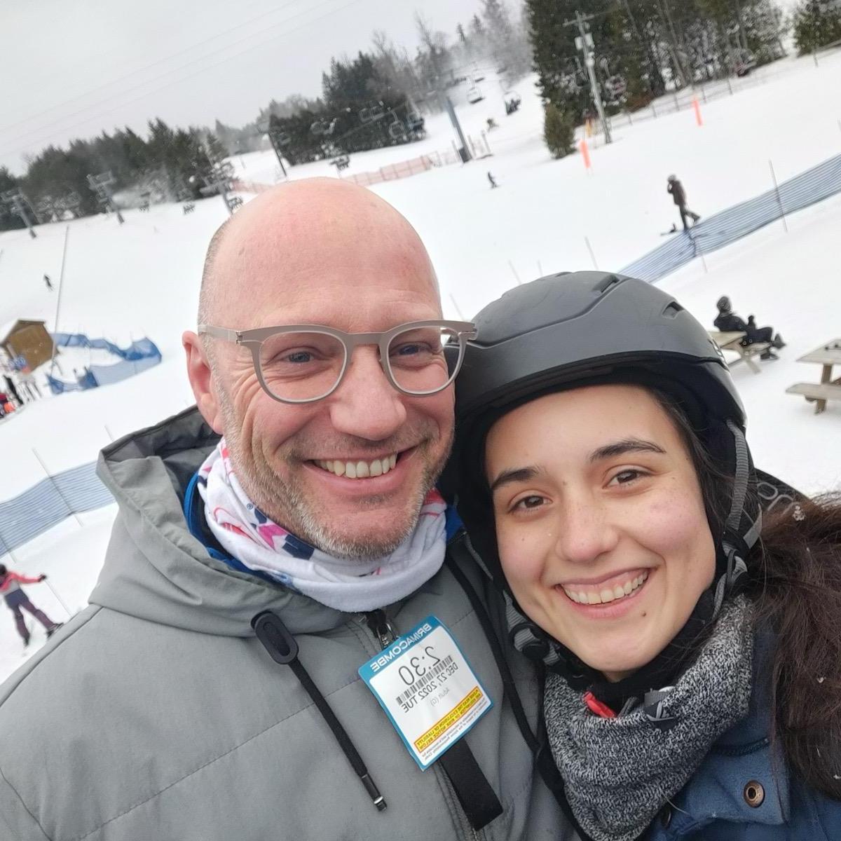 Julian takes Andrea skiing, 2022