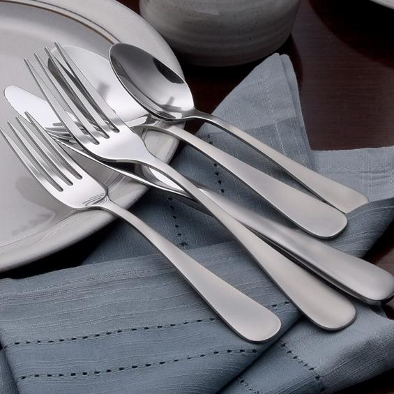 Satin Annapolis - Made in USA - 40 piece set