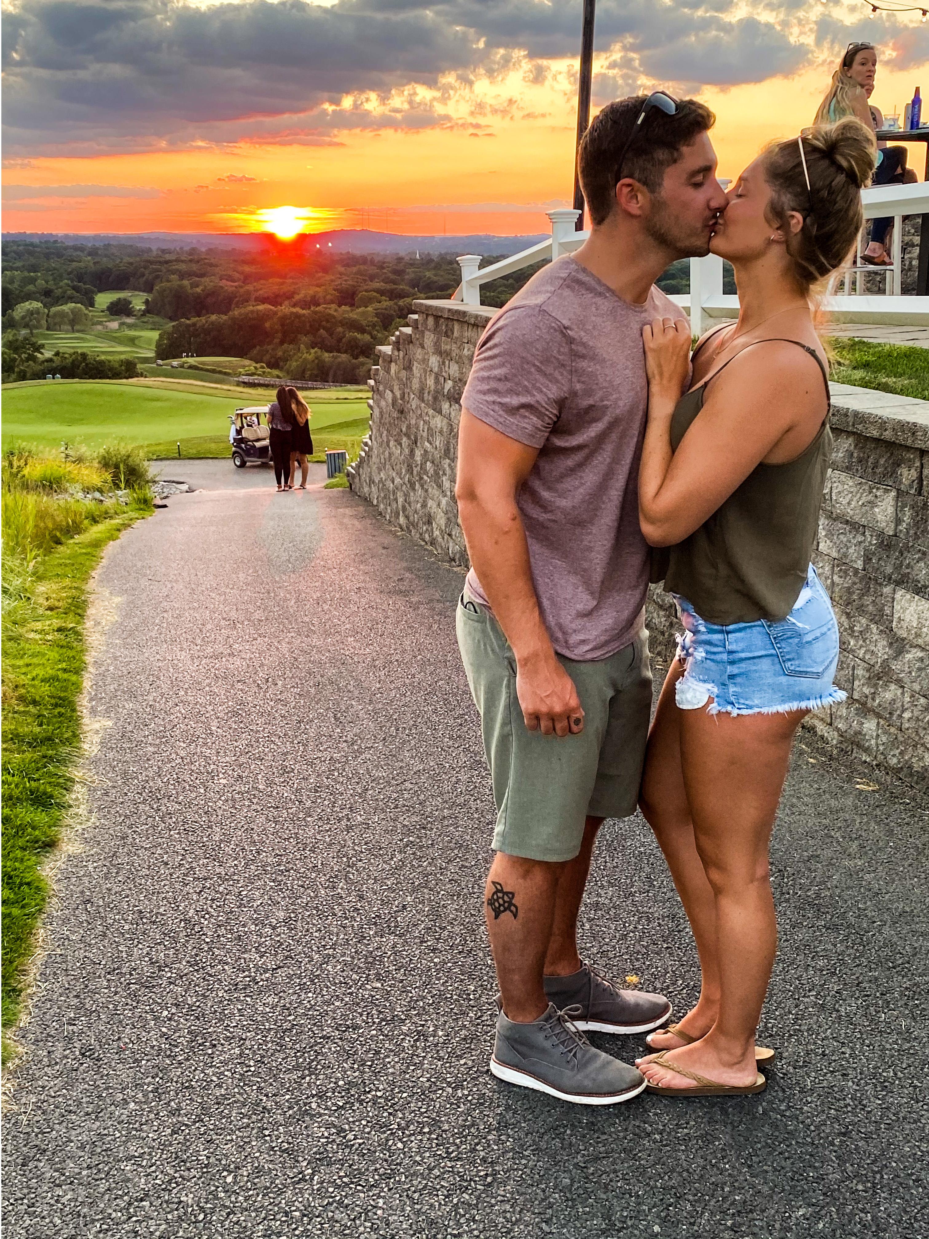 The Wedding Website of Carli Thomas and Mike Raskin