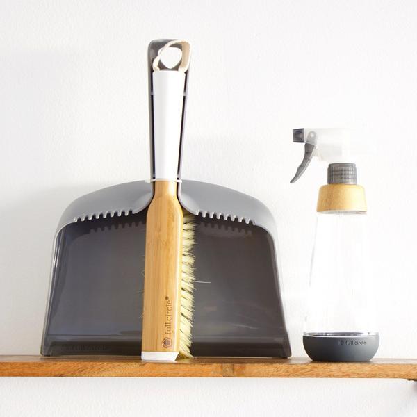 Clean Team Brush and Dustpan Set