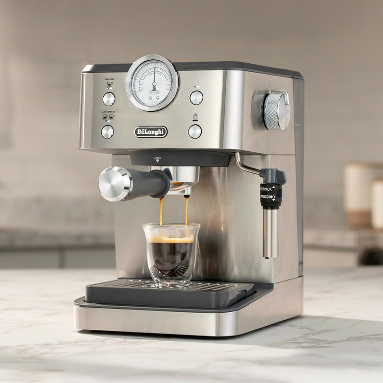 De'Longhi, Classic Espresso Machine | Zola
