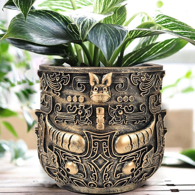Midogaigai Tribal Vintage Face Planter,Lightweight Unique Plant Pots with Drainage,Eclectic Small Succulent Flower Planters Pots for Outdoor&Indoor Plants,Funny Garden Pot for Room Decor(5.5in)