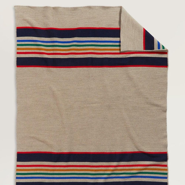 Yellowstone National Park Throw Blanket