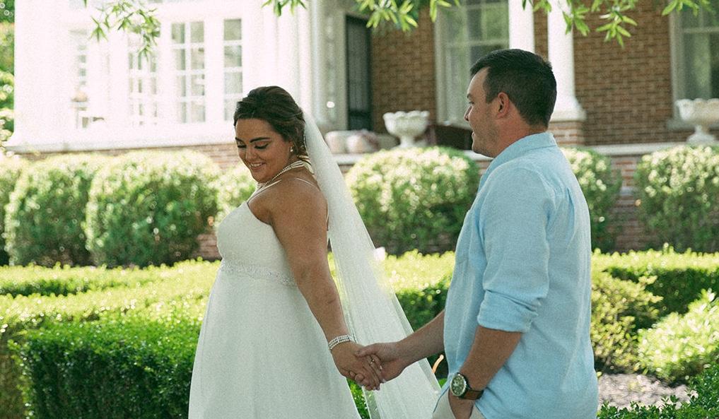 The Wedding Website of Meredith Bernhardt and Jake Bernhardt