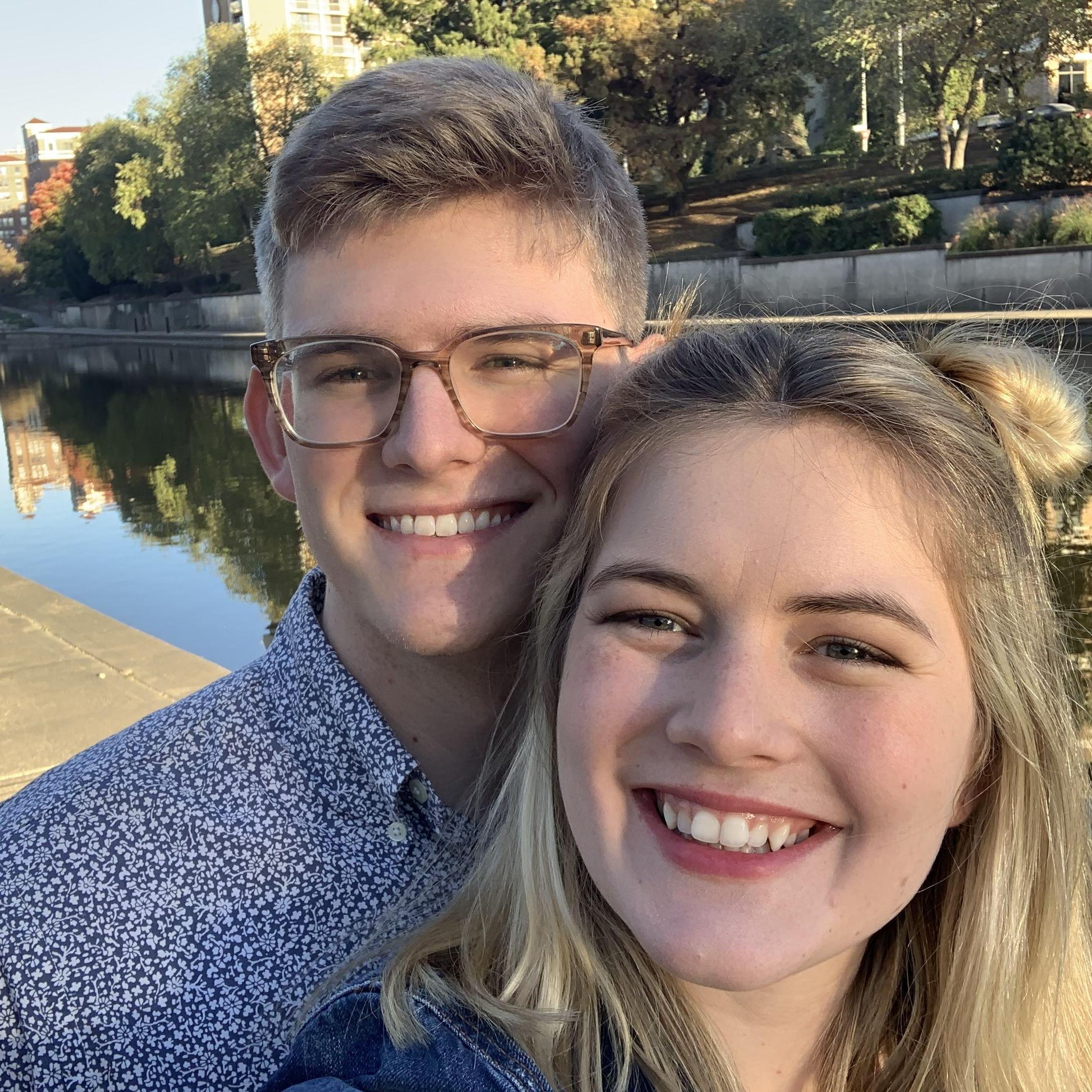 Brandon drove up to visit me at KU and we spent the afternoon walking around Kansas City Riverwalk!