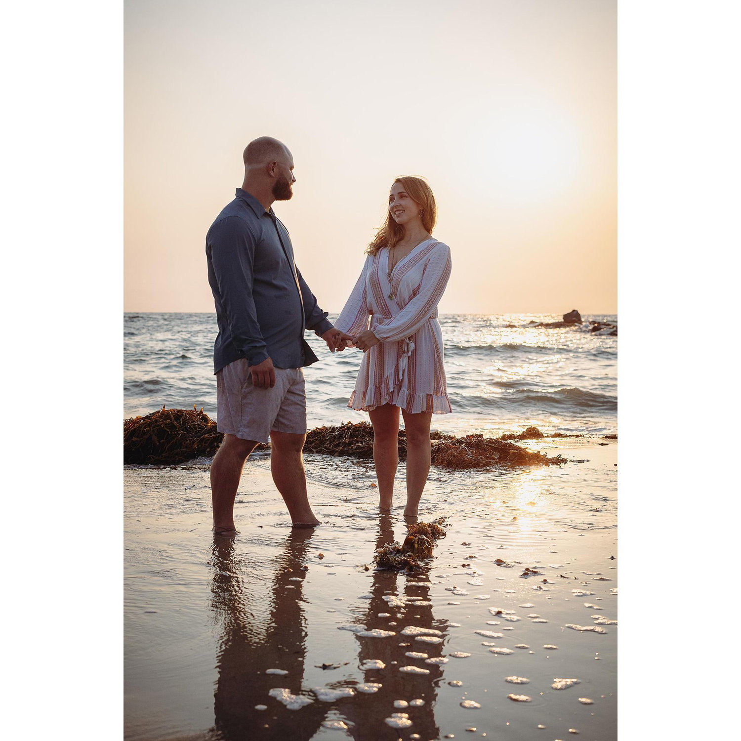 Engagement photos at Redondo Beach, courtesy of @joaquin.designco (Instagram)