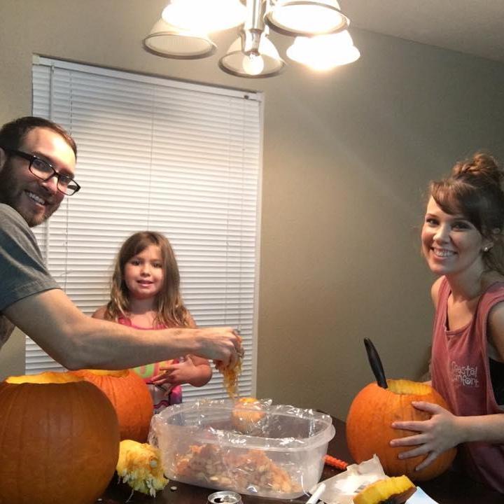 We had our niece Helena over for some pumpkin carving fun!