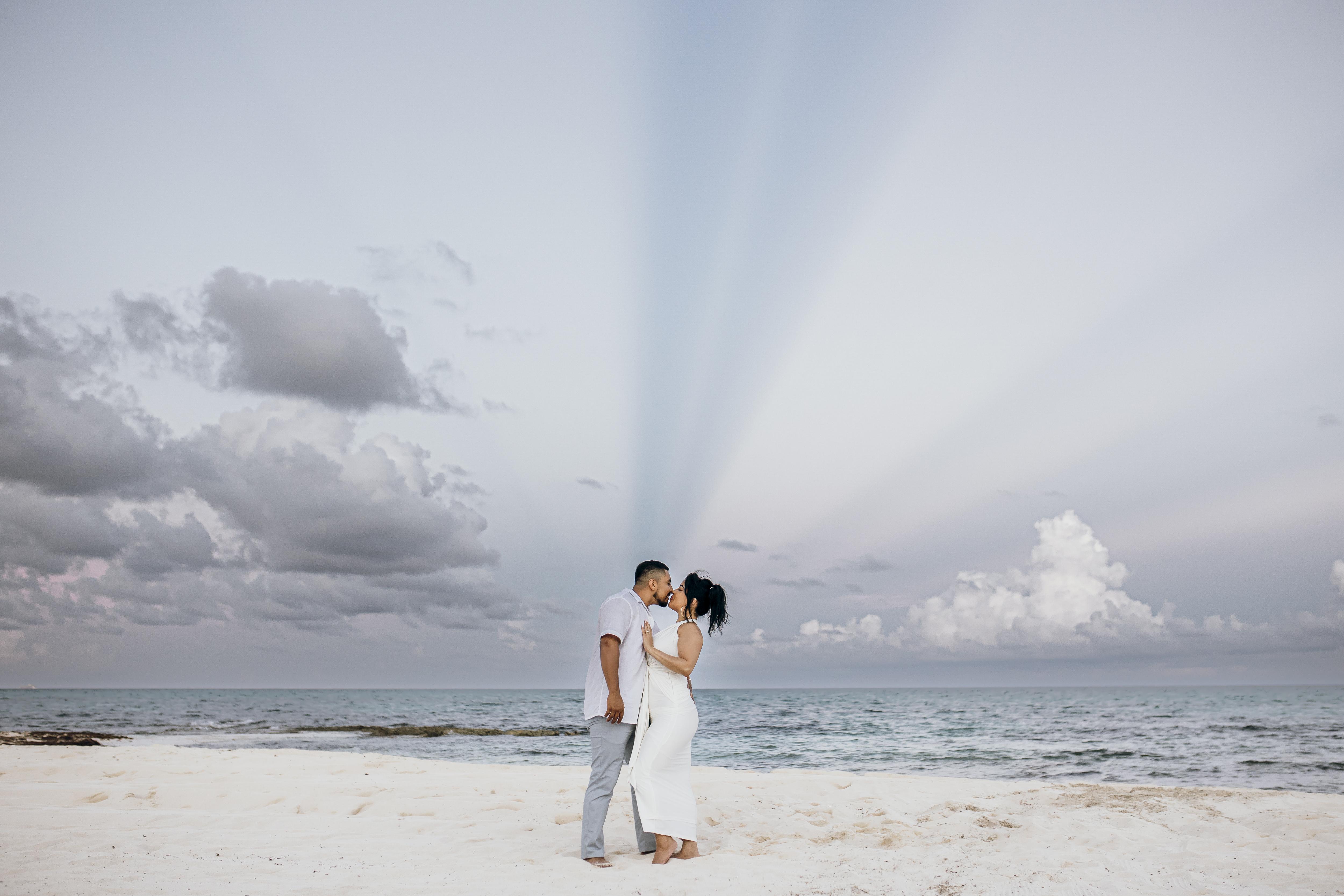 The Wedding Website of Jasmín García and Cristhian Blanco