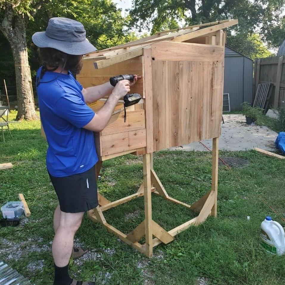 Freestyle Chicken coop build