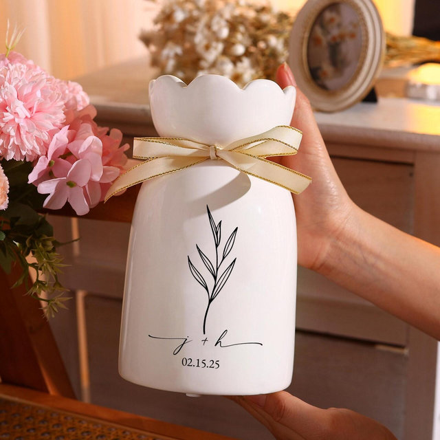 Personalized Wedding Flower Vase, Engagement Ceramic Vase, Anniversary gifts, Couple Wedding Gifts, Proposal Party Favor, Gift for Newlyweds