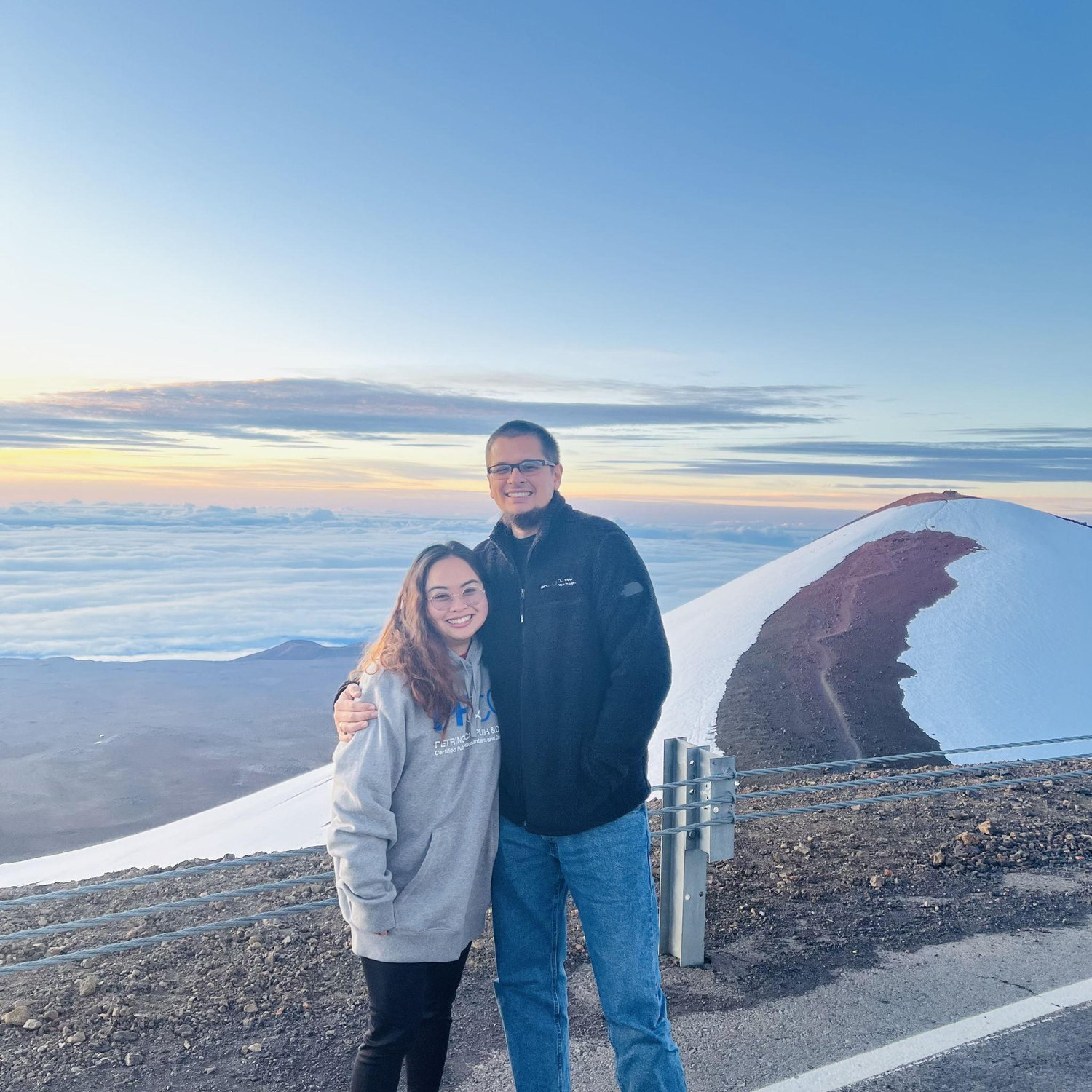 Third date was at Mauna Kea, Big Island. It was memorable because that was the first time ever that Diane saw snow! (and yes in Hawaii of all places)