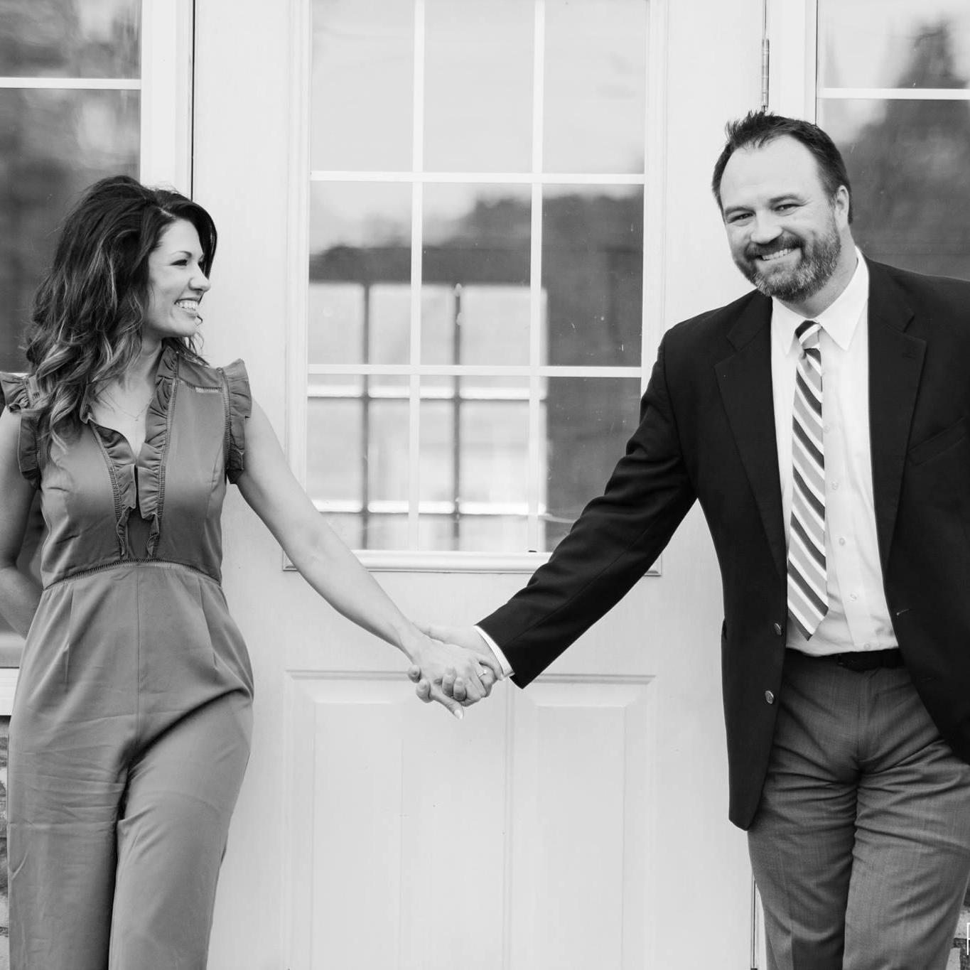 Engagement Pictures • May 2017