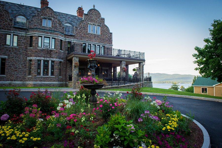 The Wedding Website of Julie Elizabeth Hunt and Neil Francis Campbell