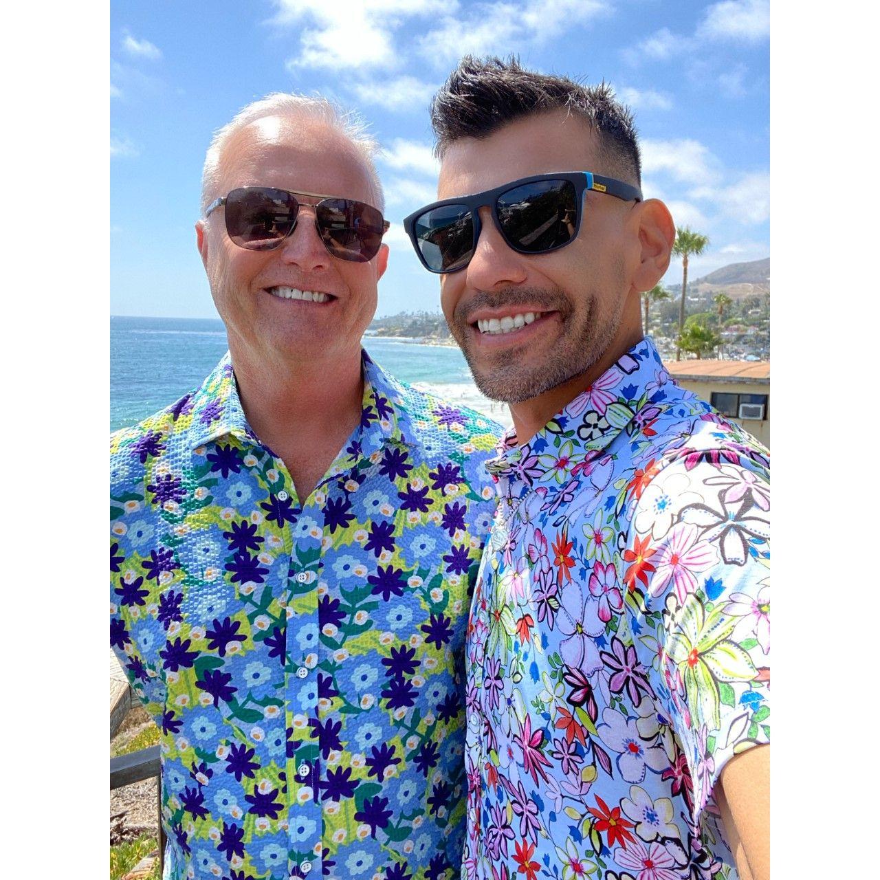 Afternoon stroll on the beach. (Laguna Beach, CA. 2022)