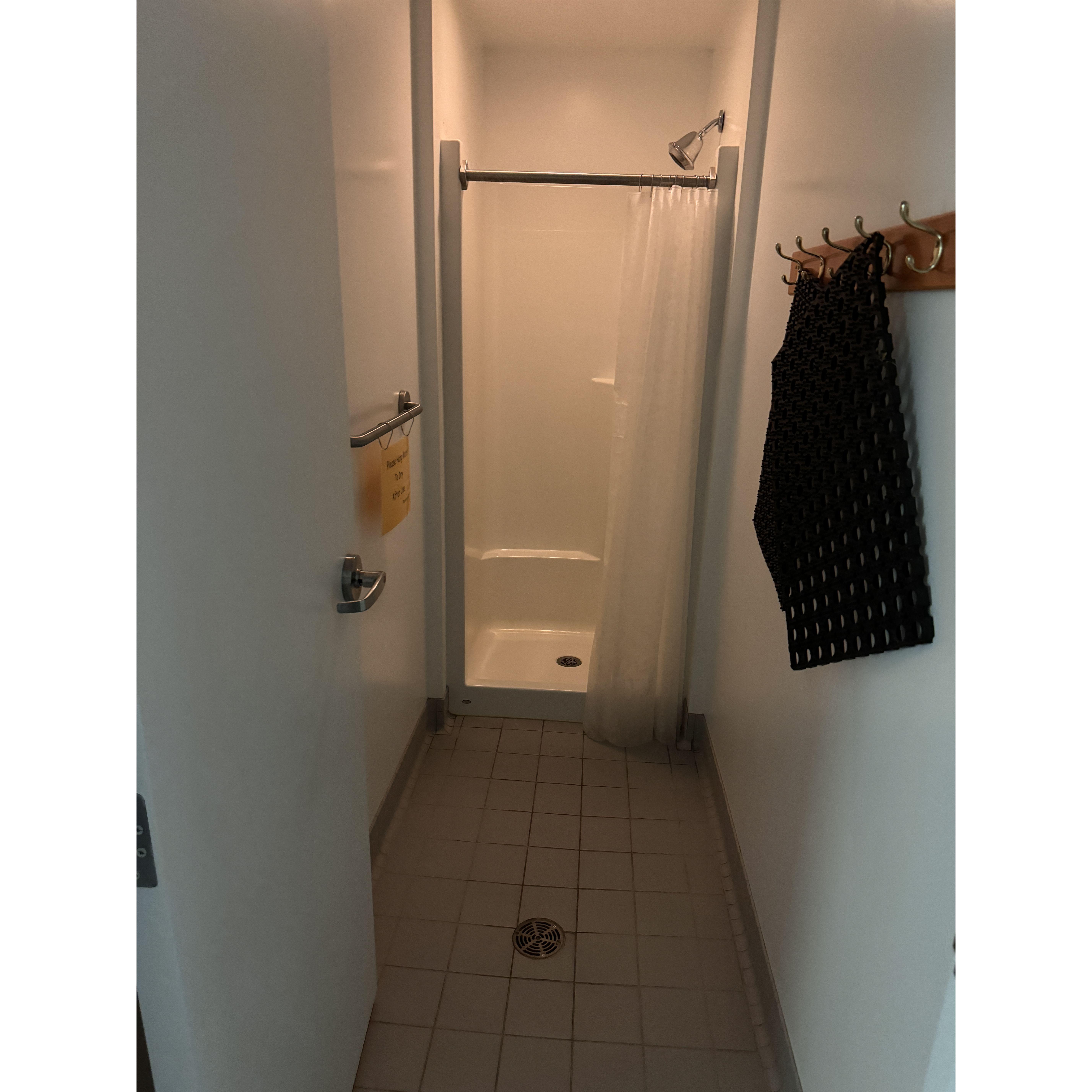 Camp Pringle - Branter Lodge Shower