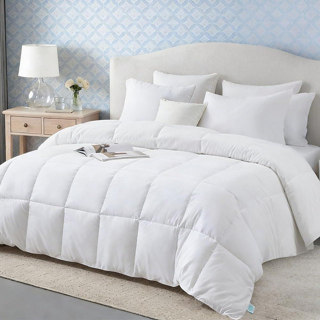 Martha Stewart Luxury White Goose Feathers Down Fiber Duvet Insert Queen Size - Hotel Collection 100% Cotton Comforter, All Season Medium Warmth, Breathable, Hypoallergenic, 90 x 90 Inch