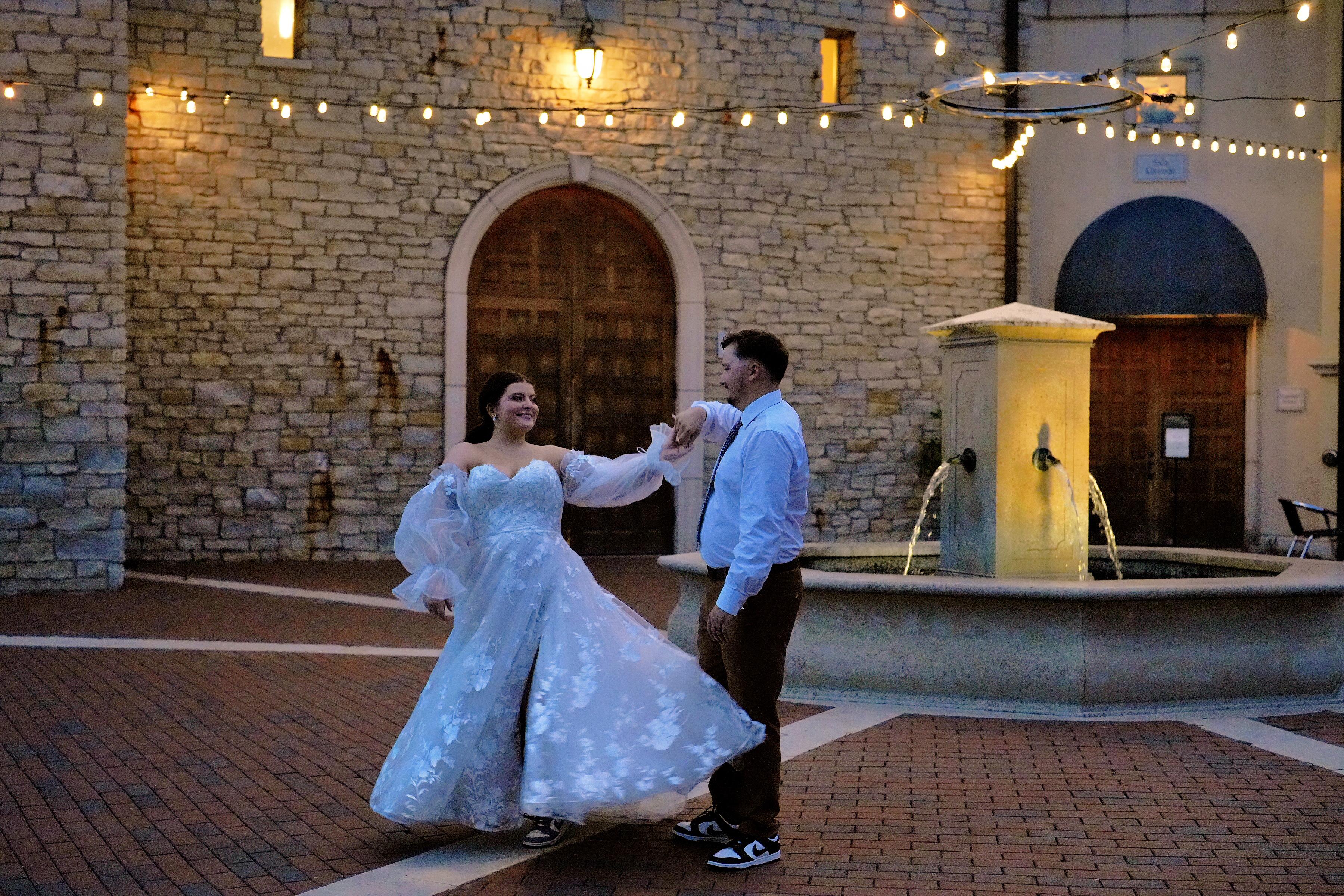 The Wedding Website of Gabriella Liviero and Dylan Picklesimer