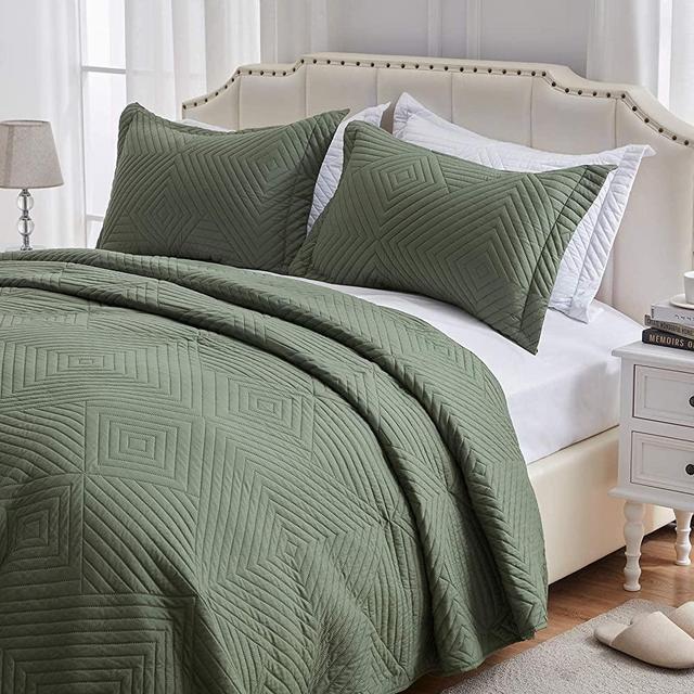 SunStyle Home Quilt Set 3 Pieces Queen Quilt Set Olive Green Soft Microfiber Bedspreads Queen Size Lightweight Coverlet Reversible Comforter Set Bed Cover for All Season（1 Quilt 2 Shams）
