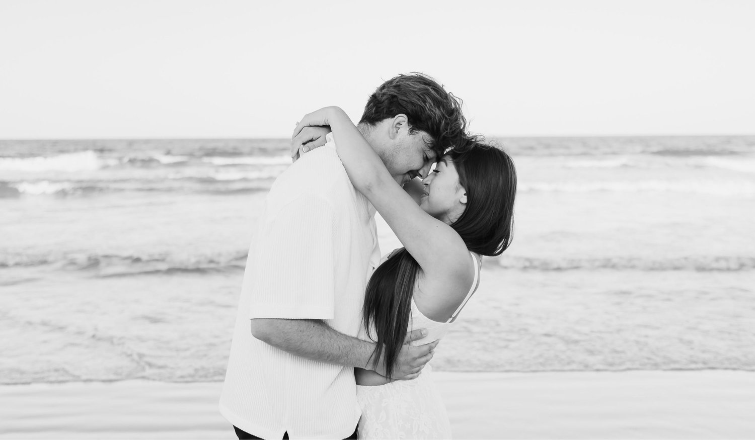 The Wedding Website of lilia mcarthur and ashton robinson